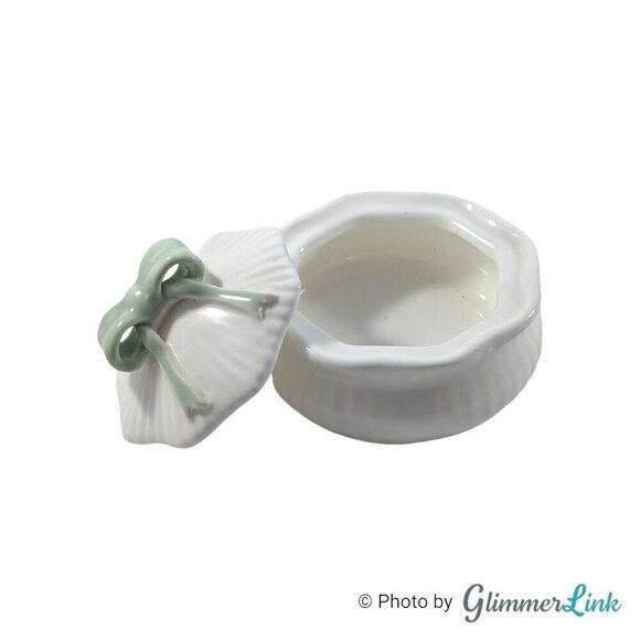Delicate Green Bow Lidded Round Fine Bone China Trinket Box - Picture 7 of 11